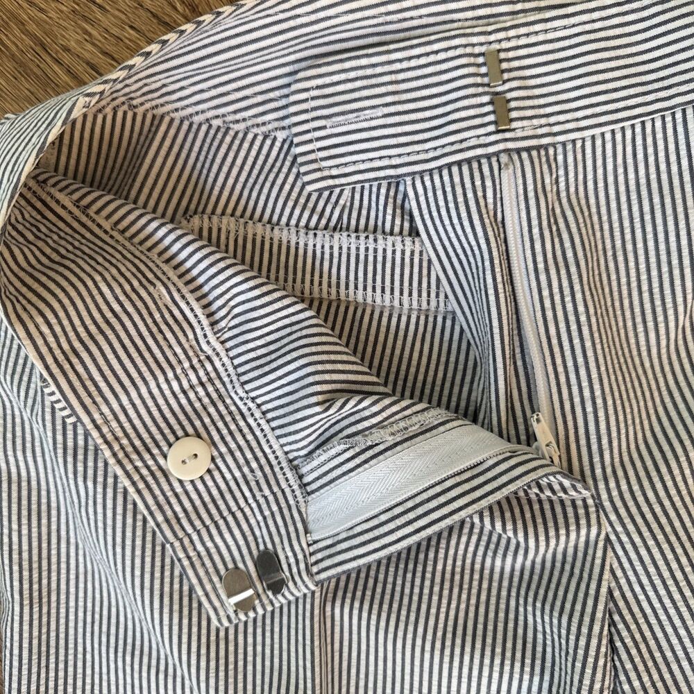 Women’s Gray White Striped Seersucker Wide Leg Trousers Dress Pants - Size 6 - Picture 4 of 6